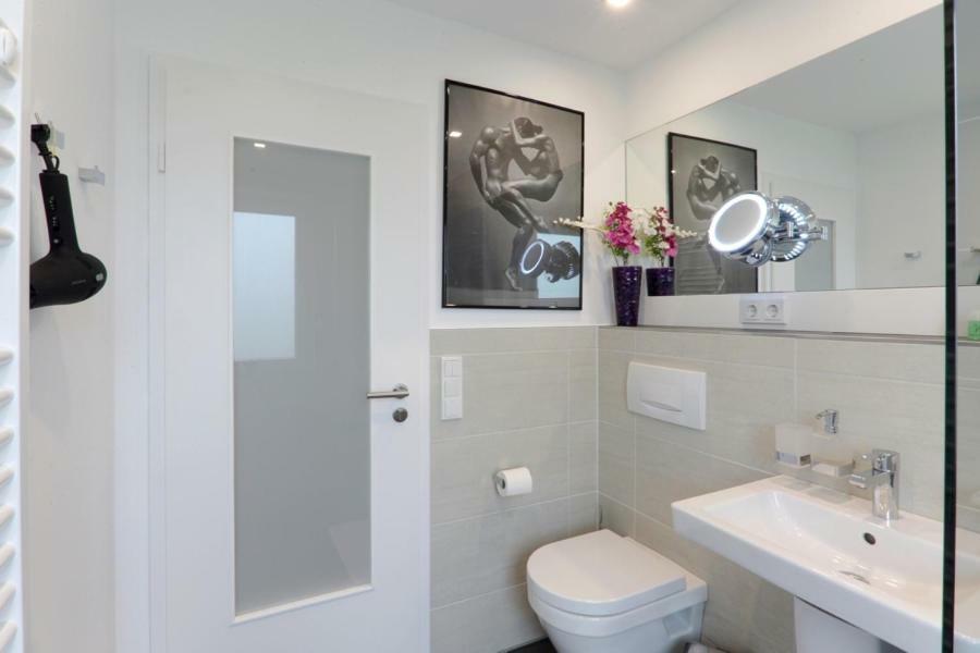 Ferienwohnung Welcome Mit Seeblick Schalkenmehren Bagian luar foto